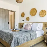 Dimitrios * سكوبيلوس تاون